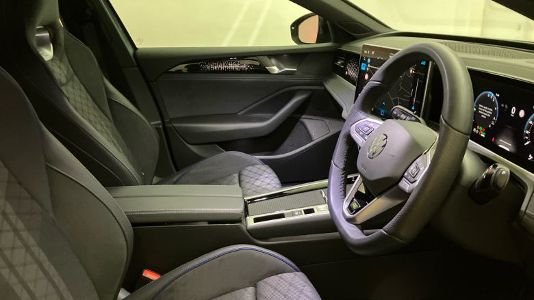 Volkswagen Passat 1.5 TSI eHybrid 272 R-Line 5dr DSG Estate